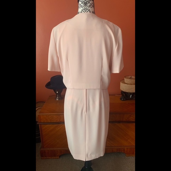 Vintage Two Piece Baby Pink Dress and Jacket Maggy London By Kenneth Nolan - Picture 5 of 13